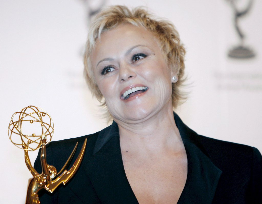 En 2007, Muriel Robin a remporté l'Emmy Awards (oscars de la télévision) de la meilleure actrice pour "Marie Besnard, l’empoisonneuse". 