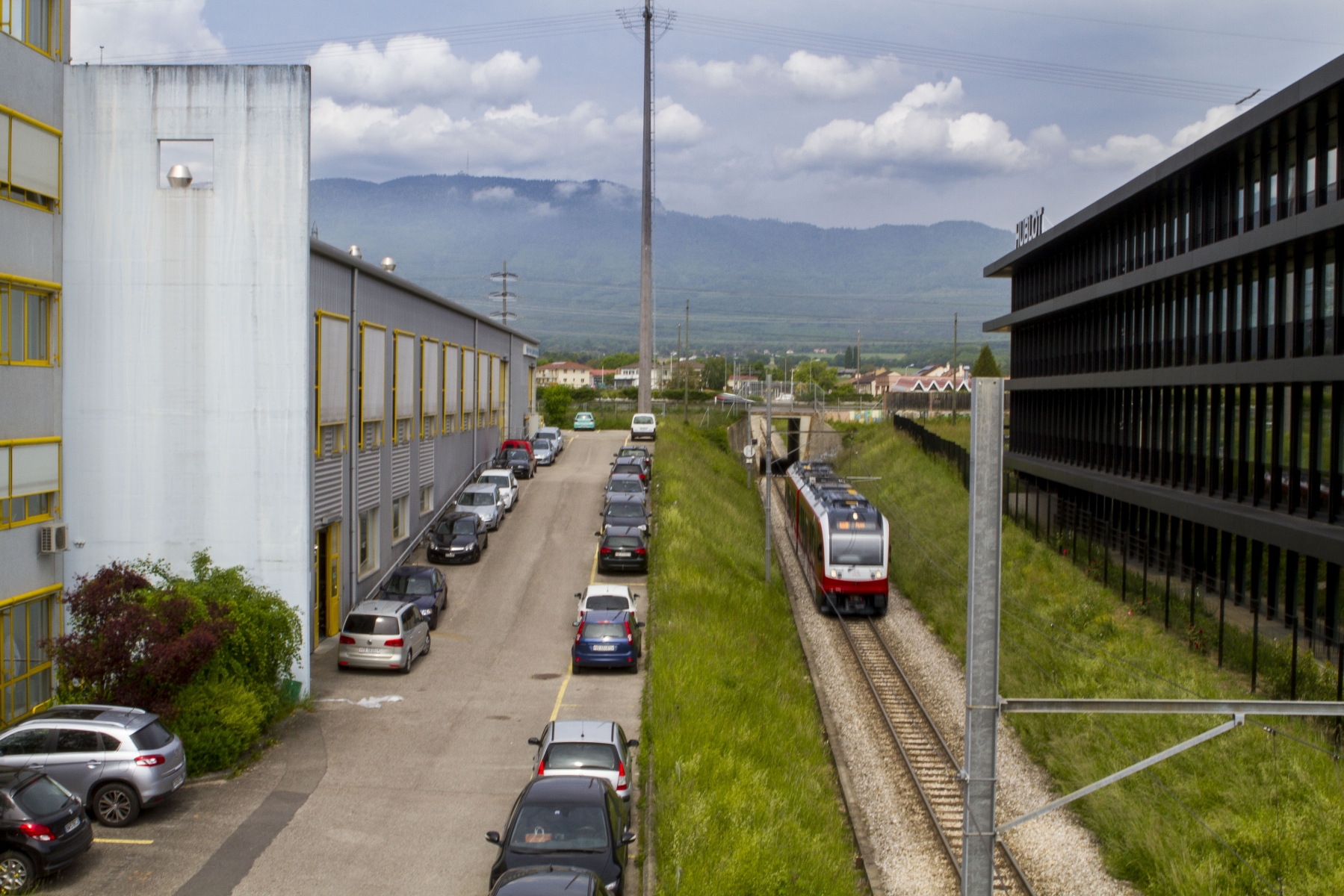 L'augmentation de la cadence au quart d'heure du train Nyon-St-Cergue est une des mesures prises par les autorités pour favoriser la mobilité douce dans les entreprises.