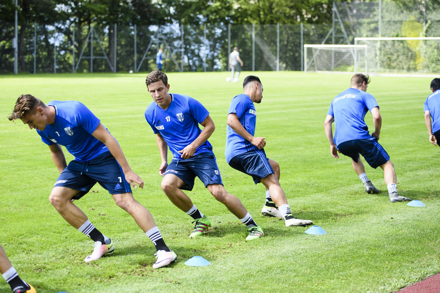 Le FC Lausanne-Sport, dont les joueurs sont ici à l'entraînement, a signé un partenariat avec la ville.