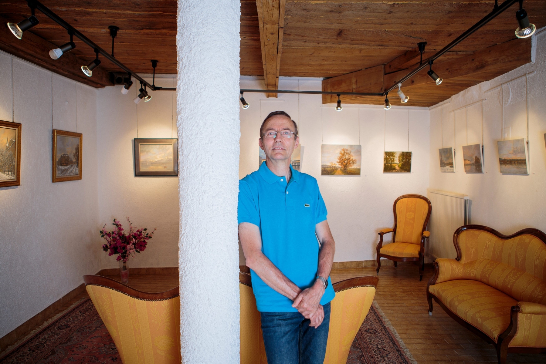 Genolier, vendredi 8 juillet 2016

Portrait de Joachim Heidrich, nouveau gérant de la galerie Au Temps qui passe à Genolier



Sigfredo Haro Portrait Joachim Heidrich, Genolier