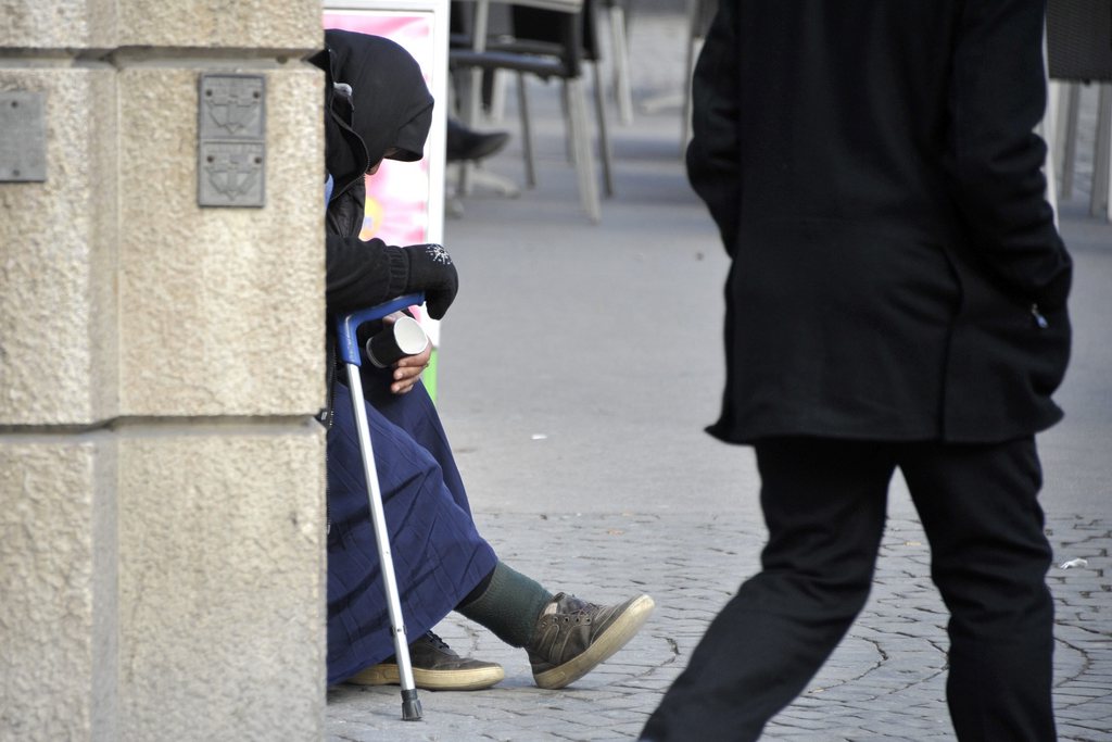 Parmi les personnes interpellées, certains sont de "petites mains" qui mendiaient dans la rue.