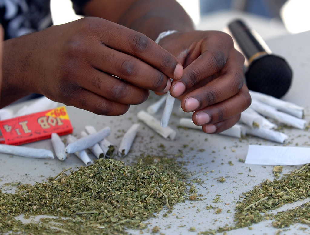 Le projet du gouvernement uruguayen de légaliser le commerce du cannabis provoque la polémique sur le continent sud-américain.