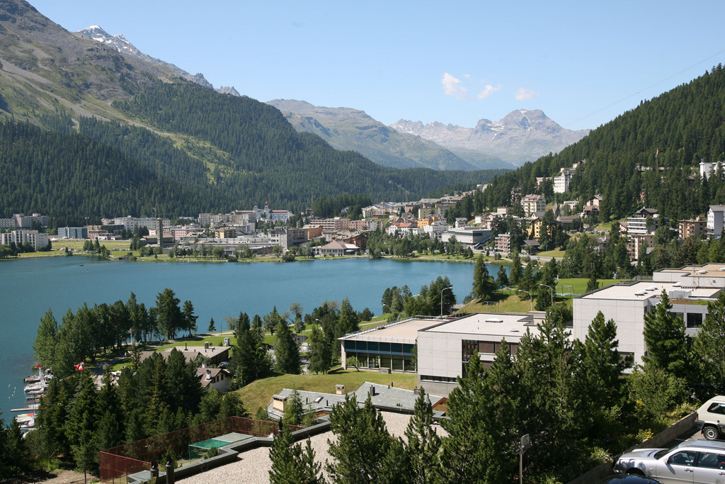 Schweiz, Tourismus, Nobelskiort, Nobelort, Sankt Moritz, St.
Moritz, St. Moritzer See im Juli 2007. (KEYSTONE/AP/Franz Neumayr)