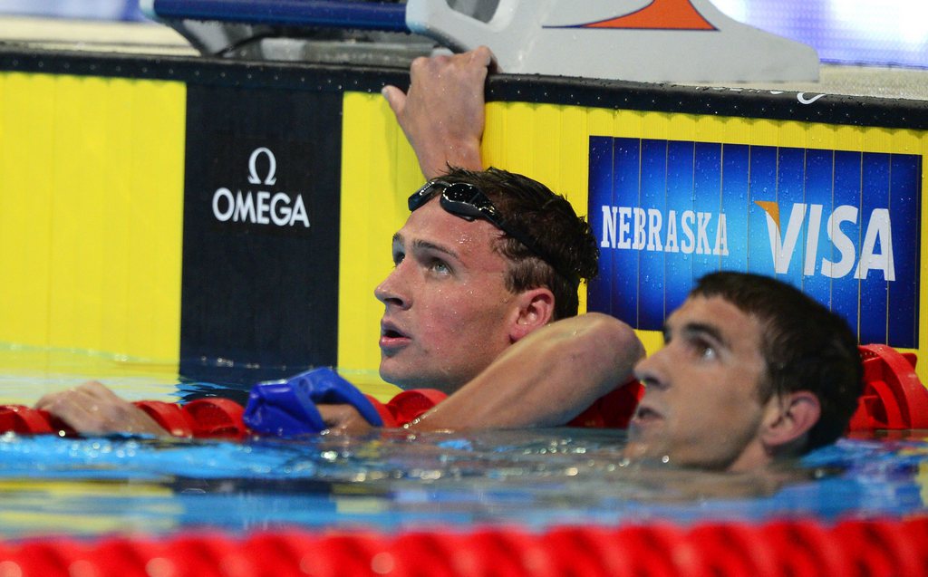 Ryan Lochte a de nouveau pris le meilleur sur Michael Phelps aux sélections américaines pour les jeux Olympiques. Il a devancé mardi l'octuple médaillé d'or des JO 2008 en demi-finale du 200 m libre, après l'avoir déjà dominé lundi en finale du 400 m 4 nages.