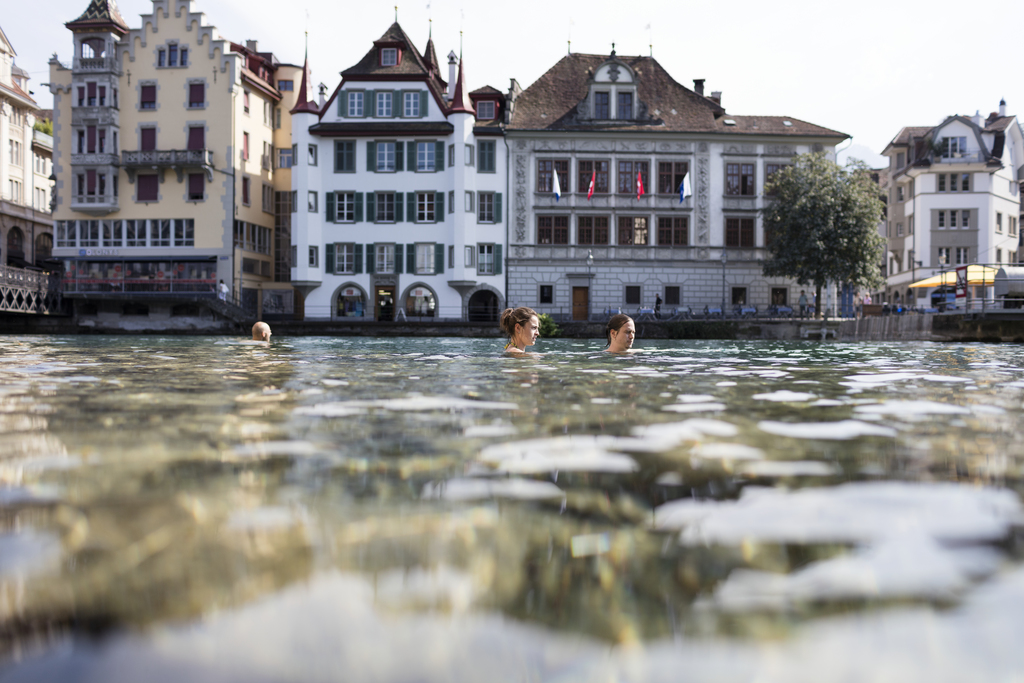 Les cours d'eau suisse sont loin de présenter des conditions biologiques optimales.