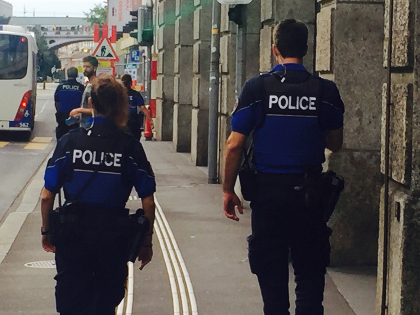 La police lausannoise a interpellé un homme d'origine gambienne. Il a avoué être l'auteur du coup de couteau.