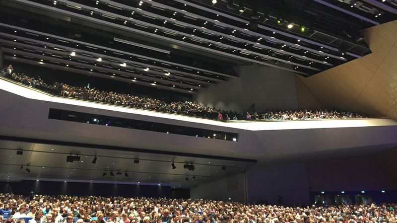 Le centre des congrès de l'EPFL est-il un gouffre financier?