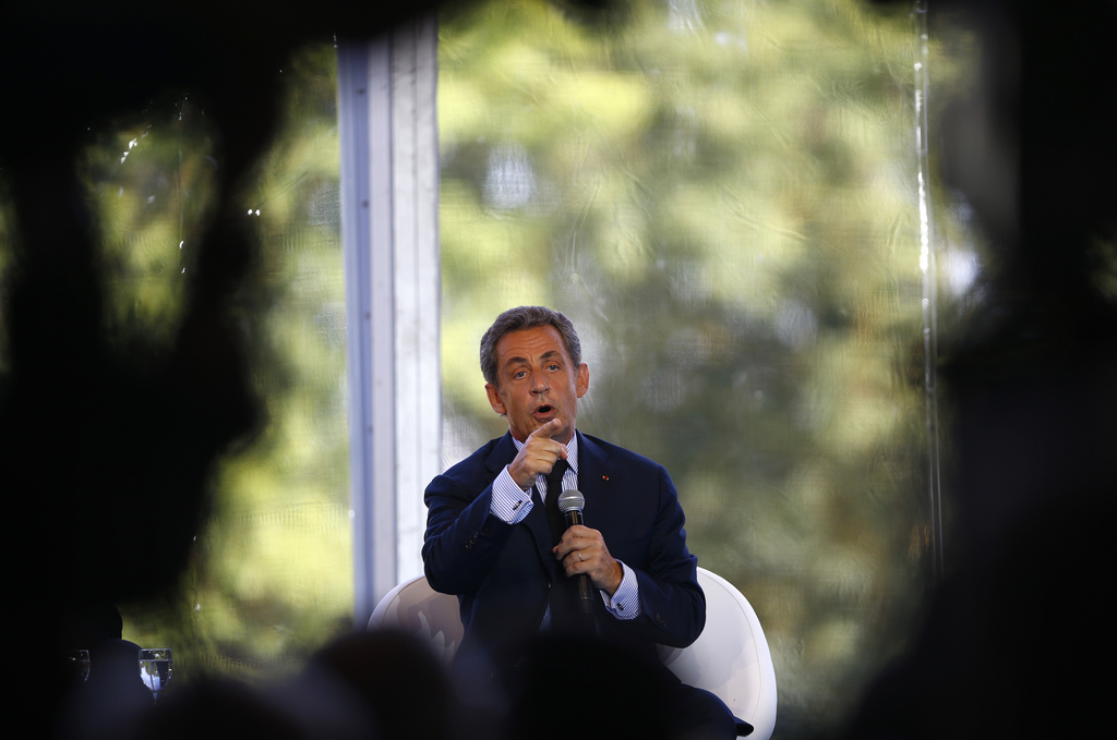 Les propos de Nicolas Sarkozy ont provoqué un tollé chez les politiques et les scientifiques ainsi que de nombreuses réactions sur la Toile.