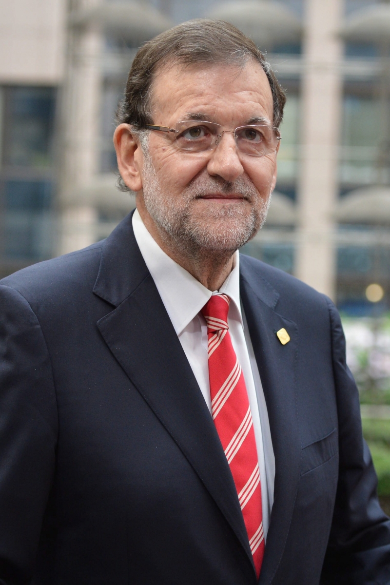 epa04284888 Spanish Prime Minister Mariano Rajoy arrives at the start of the second day of the European leaders summit at EU council headquaters in Brussels, Belgium, 27 June 2014.  EPA/STEPHANIE LECOCQ BELGIUM EU COUNCIL SUMMIT