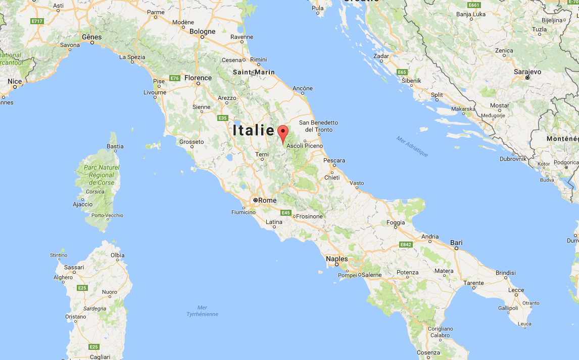 L'épicentre est situé dans le centre de l'Italie, à 6 km au nord de la petite vile de Norcia.