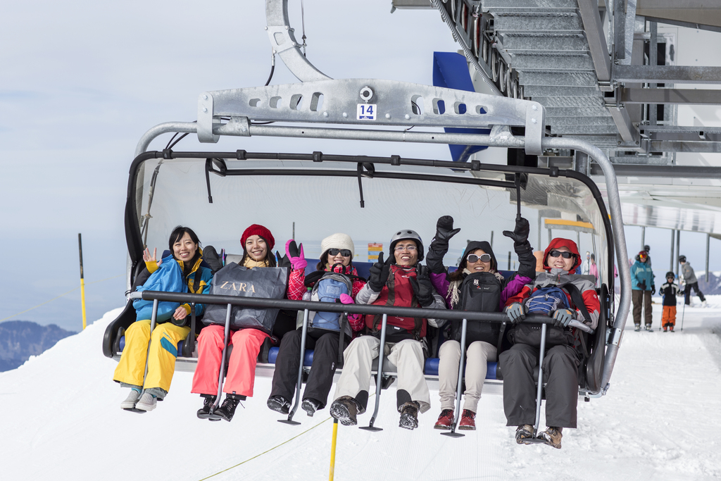 Suisse Tourisme aimerait que la clientèle asiatique ne se contente plus de balades à pied sur nos domaines skiables.