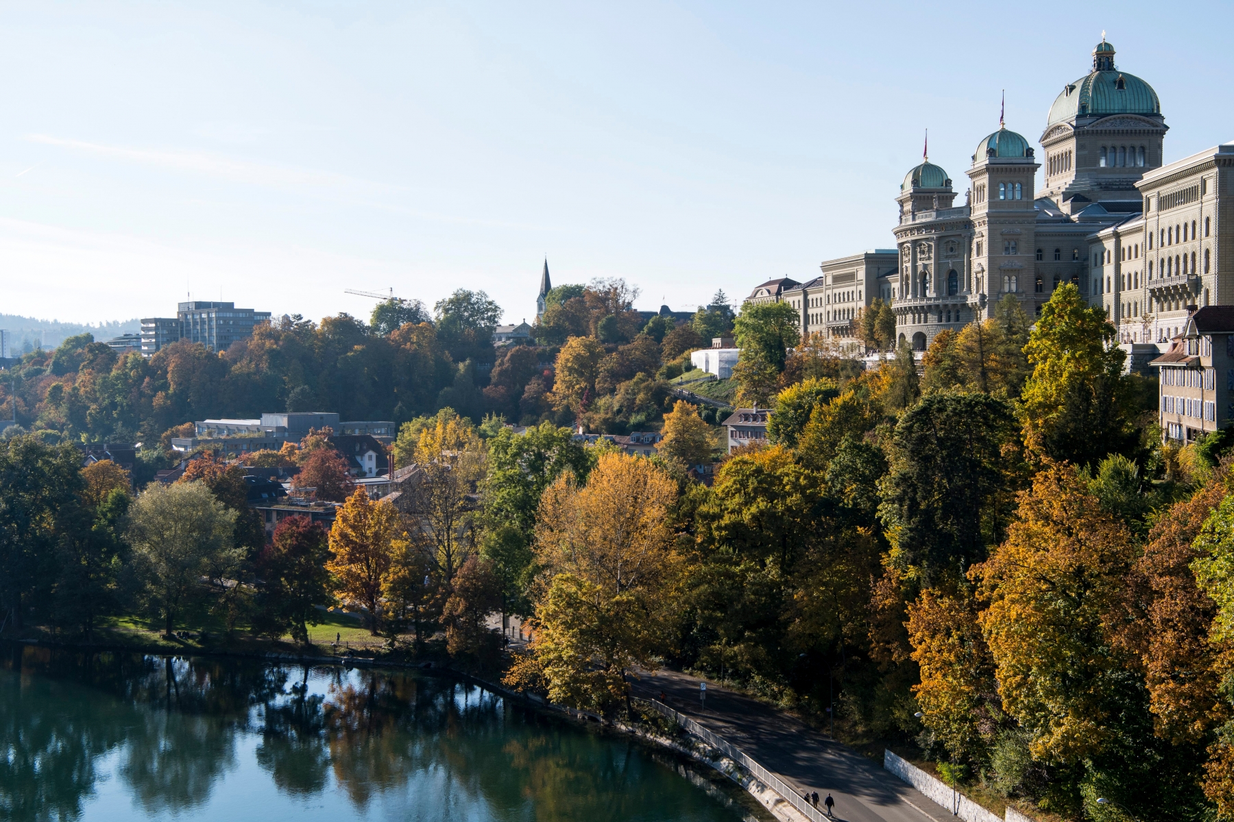 Der Bundeshaus an einem sonnigen Herbsttag, am Samstag, 22. Oktober 2016, in Bern. (KEYSTONE/Anthony Anex) SCHWEIZ BUNDESHAUS BERN