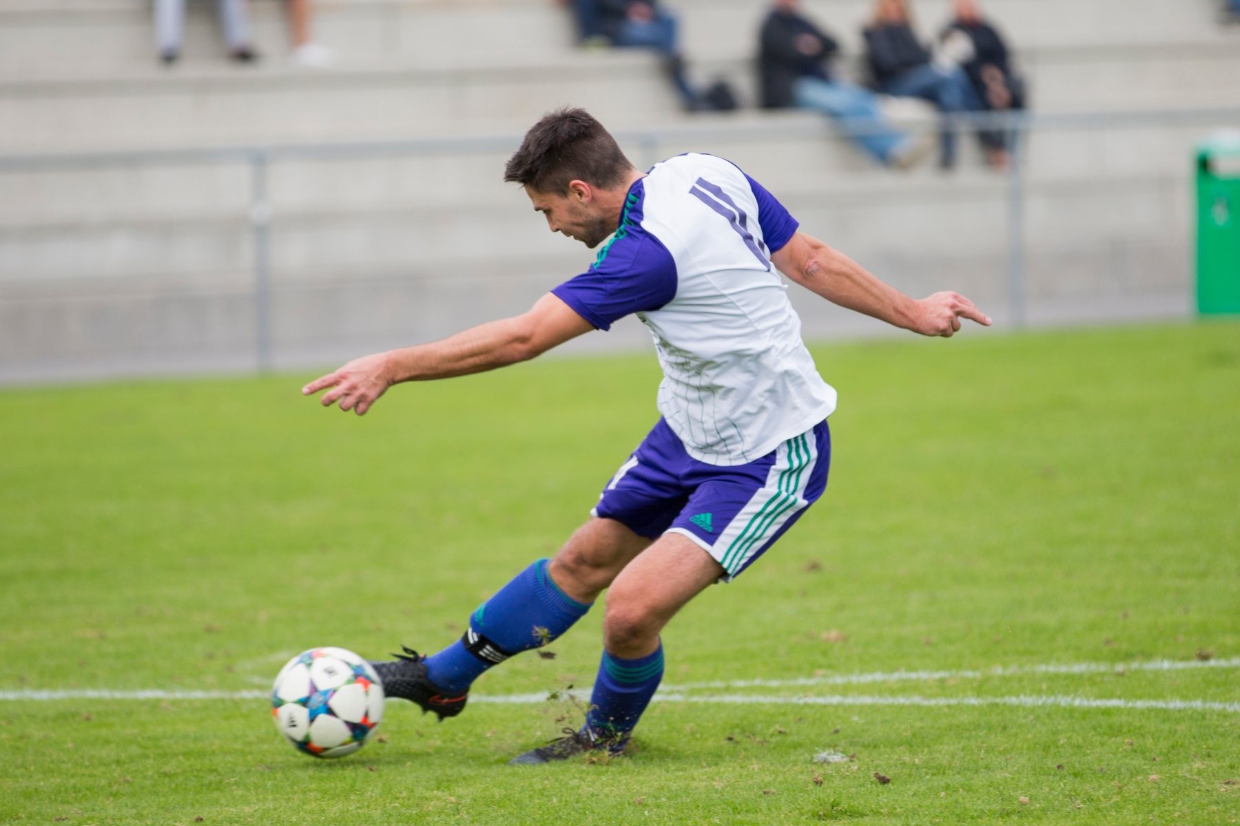 Coppet, dimanche 09 octobre 2016
Rojalets, Football, 2e ligue, US Terre Sainte II - FC Crans. #11 Francis Dittli

Sigfredo Haro