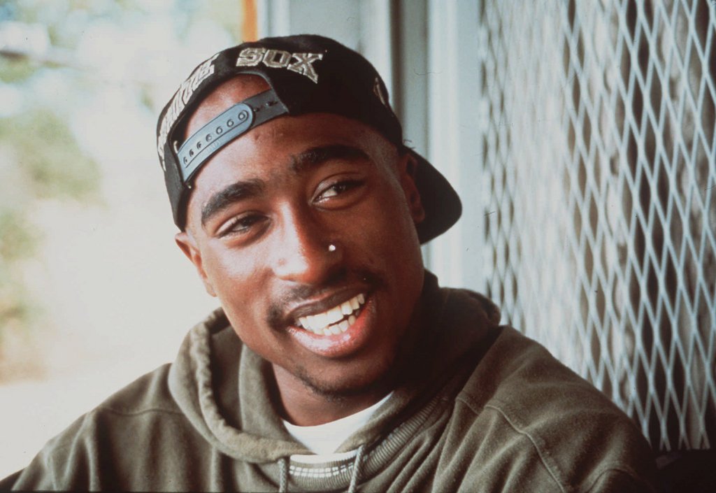 Le rappeur Tupac Shakur a rejoint le cercle très fermé du Rock and Roll Hall of Fame dès sa première année d'éligibilité.