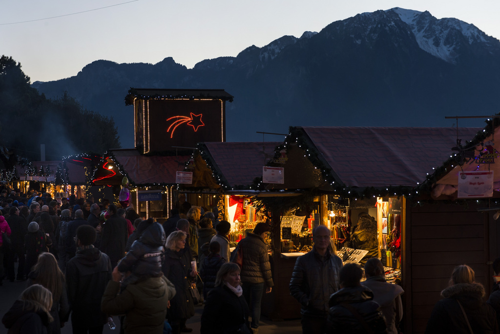 Le marché de Noël de Montreux, deuxième plus grande manifestation du genre en Suisse, n'a pas attendu l'attaque de Berlin pour renforcer sa sécurité.
