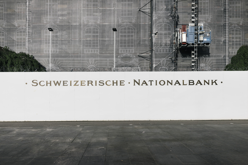 La Banque nationale suisse maintient les taux d'intérêts négatifs.