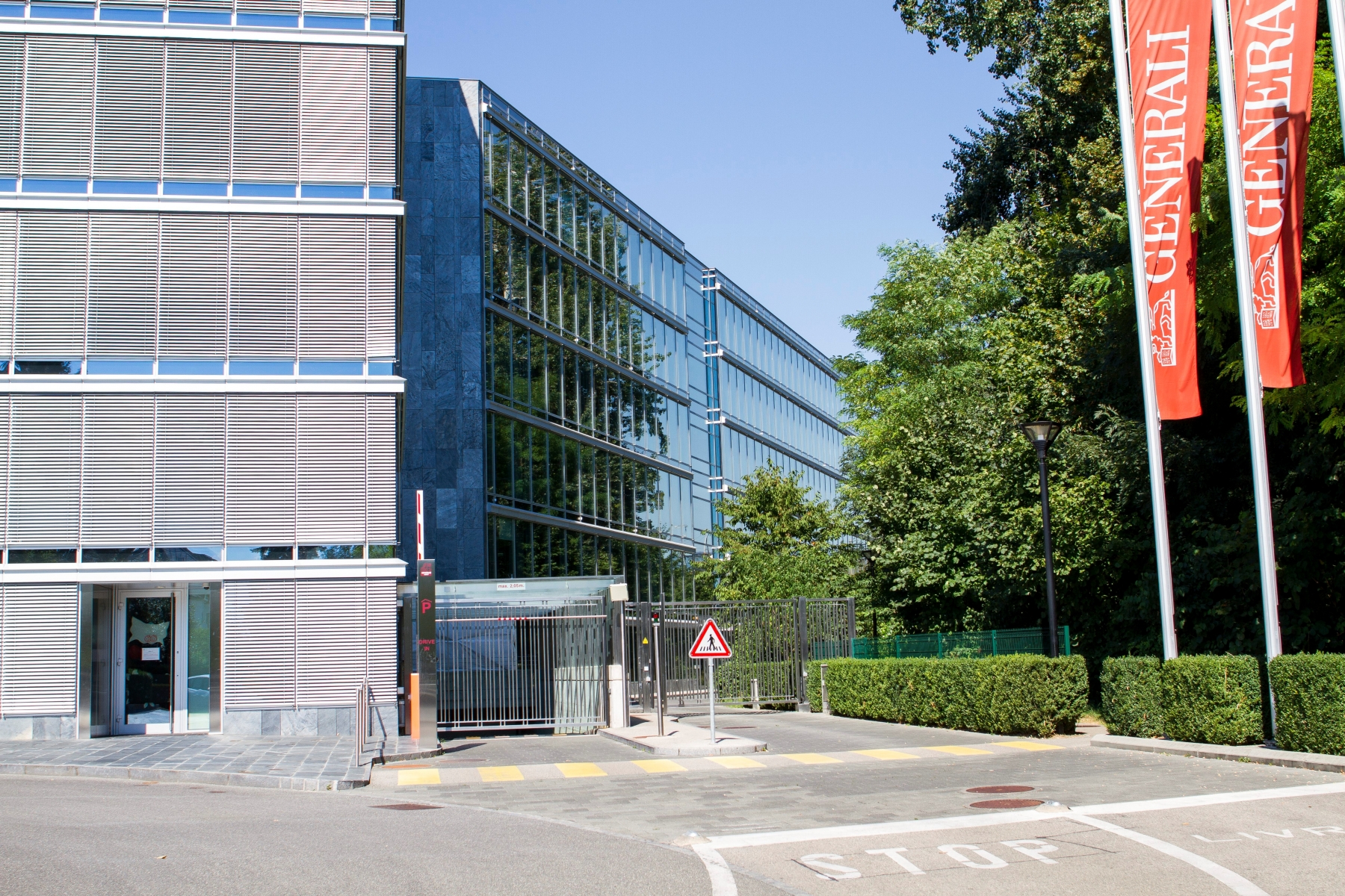 Bâtiments du siège de l'assurance Generali à Nyon.
Samedi 27 août 2016. Siège Assurance Generali à Nyon