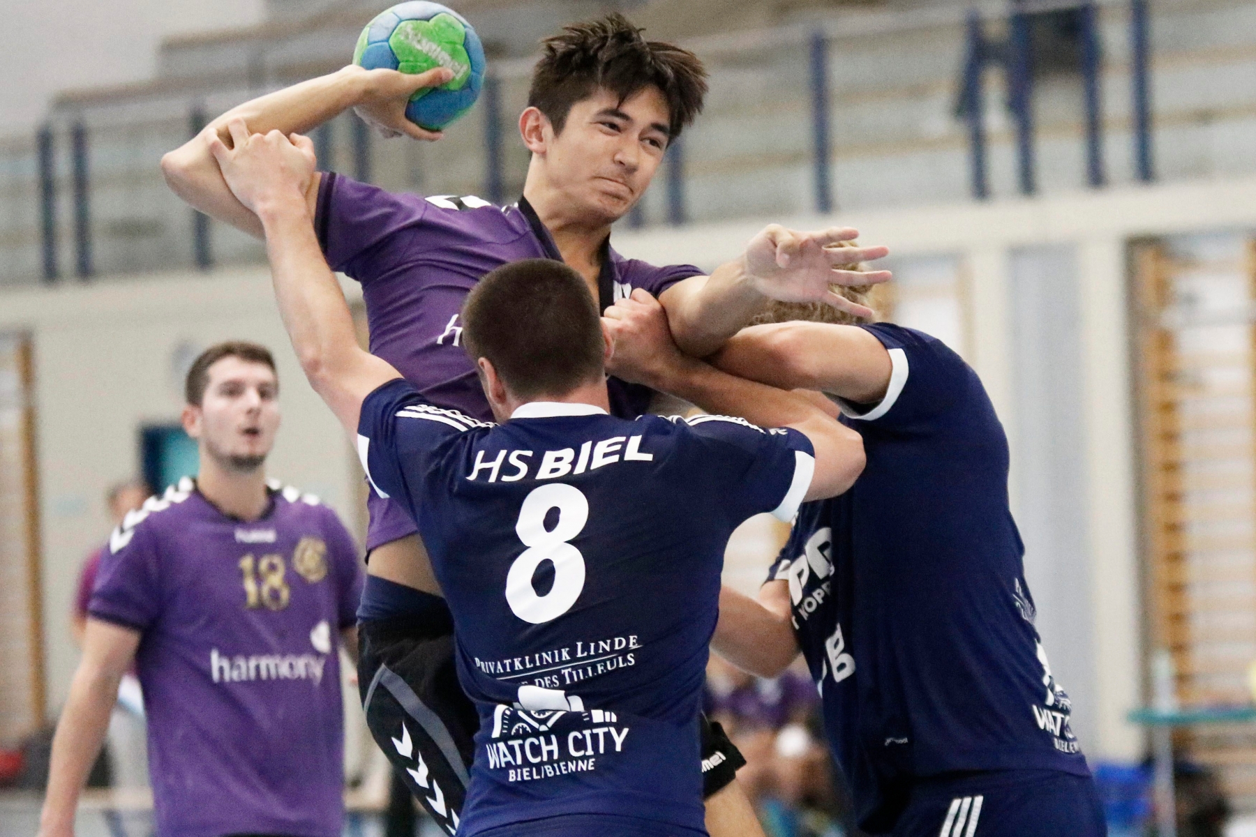 Gland, Grand-Champ, Dimanche 30 novembre 2016, Handball 2e ligue, TCGG vs Bienne II, Numéro 14 de TCGG Cretton Yann, Photos Céline Reuille Handball