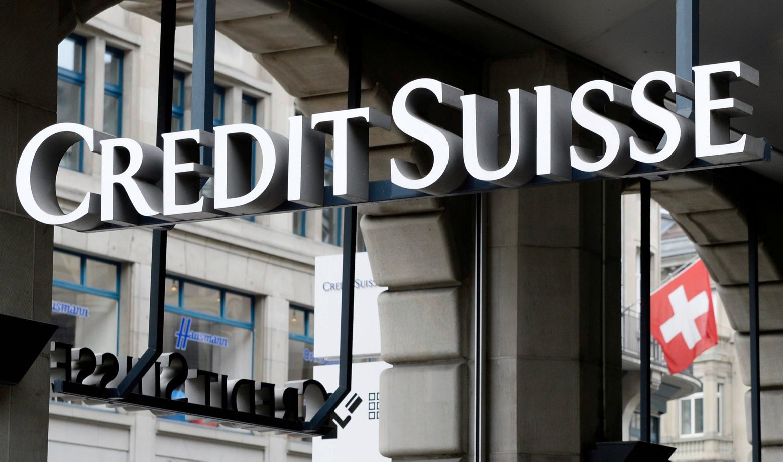 Credit Suisse a indiqué avoir pris note de ces recommandations. L'assemblée générale de la grande banque se tiendra le 28 avril à Zurich.