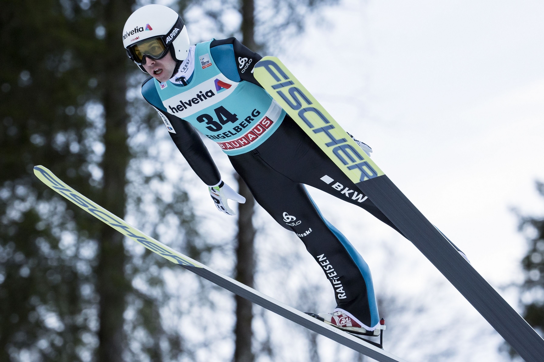 Simon Ammann of Switzerland jumps during the men's ski jumping FIS World Cup at the Titlisschanze in Engelberg, Switzerland, on Sunday, December 18, 2016. (KEYSTONE/Alexandra Wey)