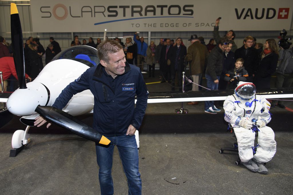 Le Neuchâtelois Raphaël Domjan et le planeur SolarStratos.