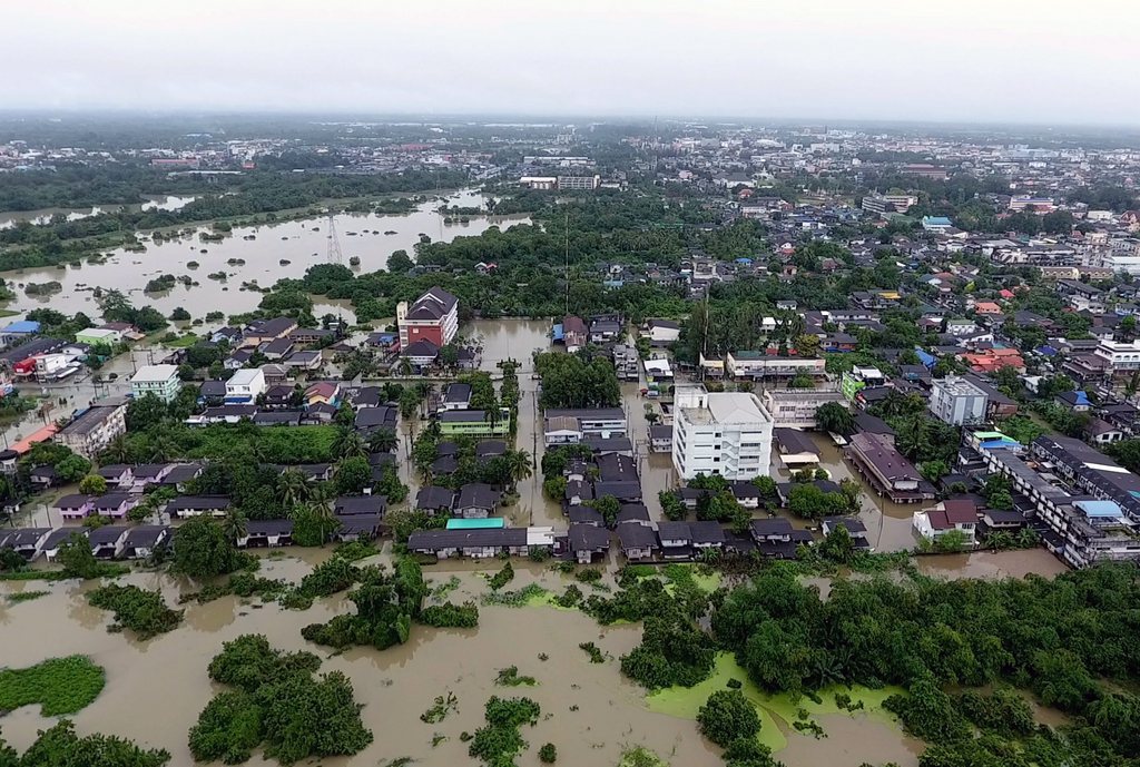 En Thaïlande, neuf provinces sont touchées et plus de 120'000 habitations se trouvent sous les eaux.