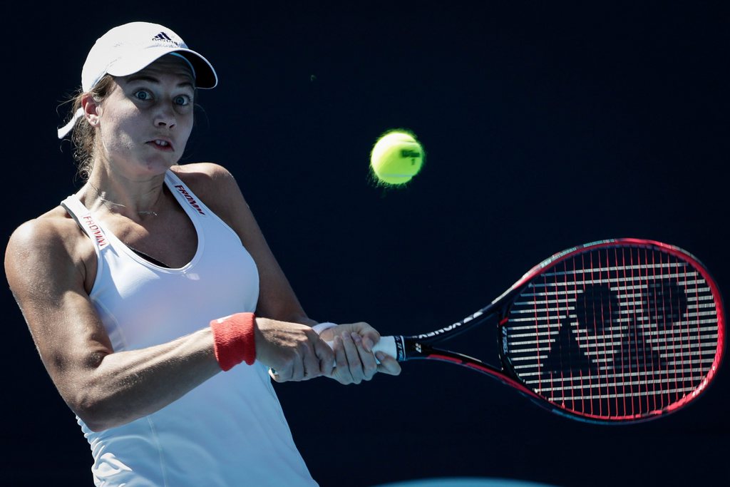 Stefanie Voegele réussit ses débuts à l'Open d'Australie.