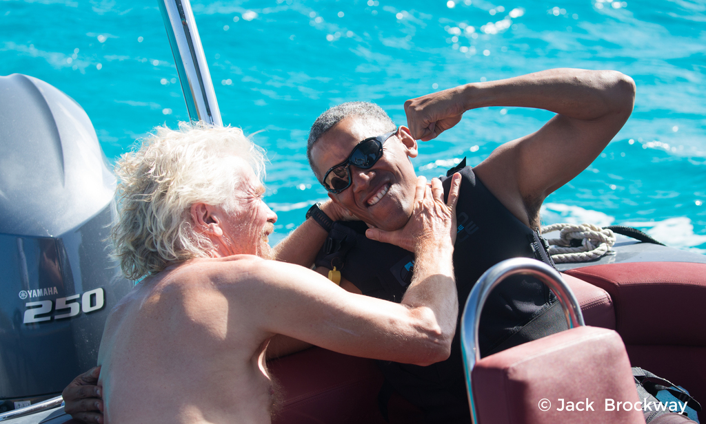 Richard Branson a tenté d'apprendre comment faire du kitesurf à l'ex-président Barack Obama.