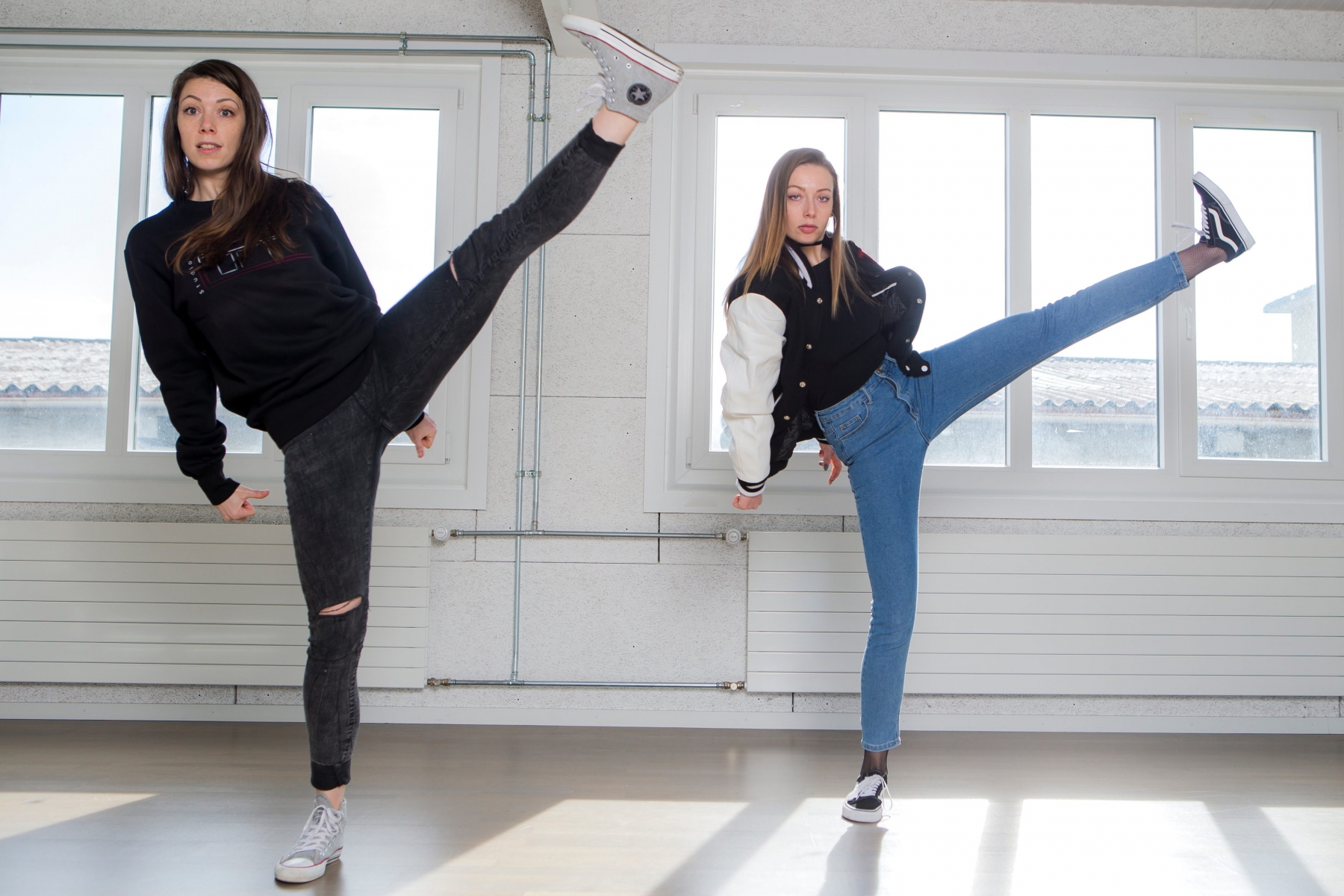 Rolle, lundi 20 février 2017
Portrait Melinda Meroni et Alaina Meroni au studio danse Loft à Rolle. Melinda Alaina avec leurs élèves vont participer au championnat du monde de hip hop

Sigfredo Haro Portrait Melinda Meroni et Alaina Meroni, Rolle