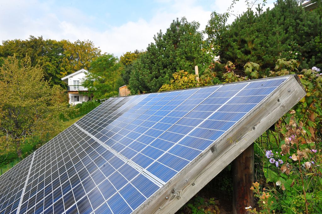 L'énergie solaire a la cote auprès des communes, de Bassin (photo) à Nyon, de Gimel à Montherod. Les SI de Nyon encouragent financièrement ses 12 750 clients à produire ce type d'énergie sur leurs toits. 