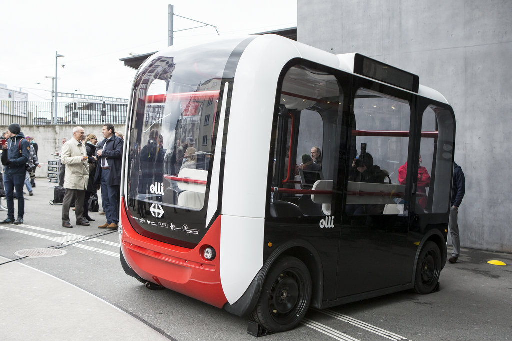 Ces véhicules autonomes, fabriqués à Berlin par l'entreprise Local Motors, sont actuellement testés dans la capitale allemande.