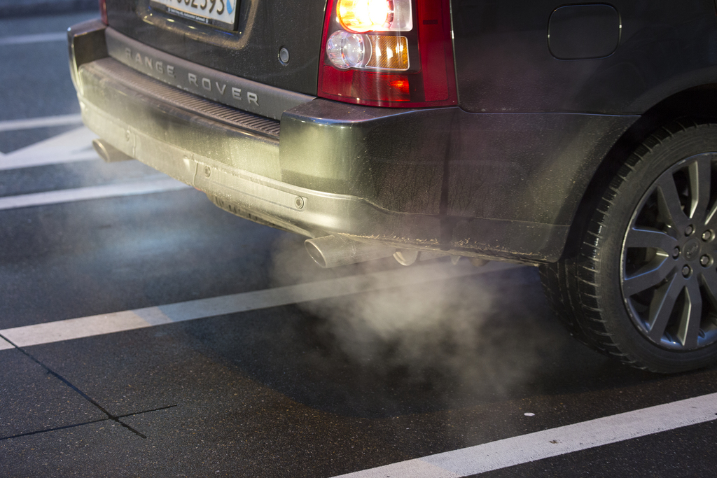 Les véhicules à essence rejettent entre 10 et 100 fois plus de particules fines que les moteurs diesel équipés de filtres.