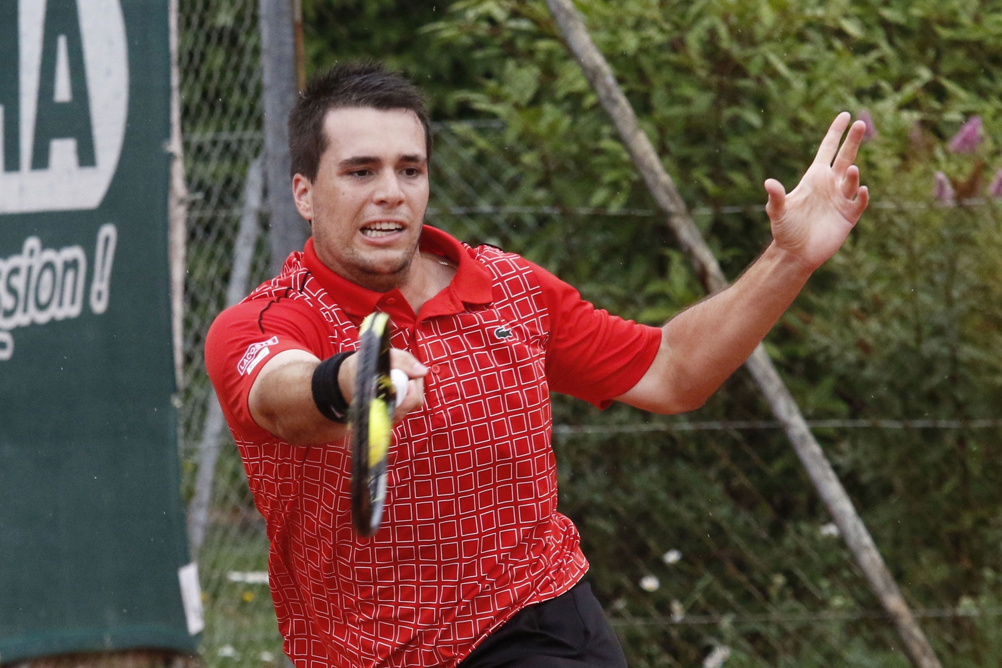 Nyon, Tennis Club,  Dimanche 9 août 2015, Tennis, Interclubs de LNA, Nyon vs Stade Lausanne, le Nyonnais Joss Espasadin, Photos Céline Reuille