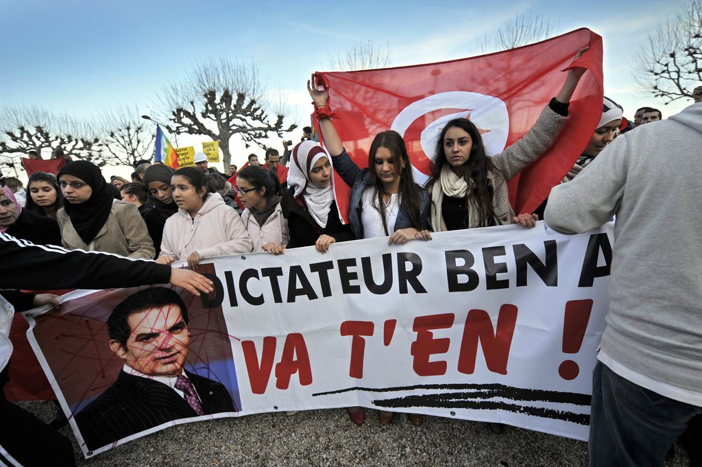 En 2011, les manifestations contre le président Ben Ali avaient aussi eu lieu en Suisse.