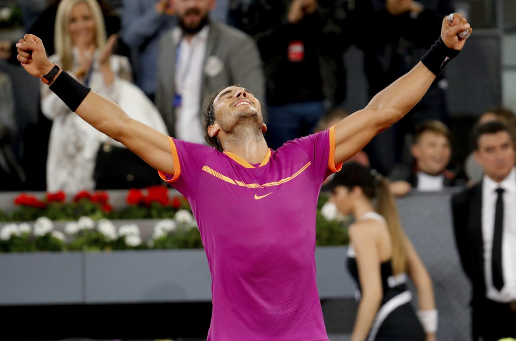 360 points ont récompensés la victoire ce Nadal, ce qui lui permet de devancer Federer de 50 points et de devenir le nouveau leader de la Race. 