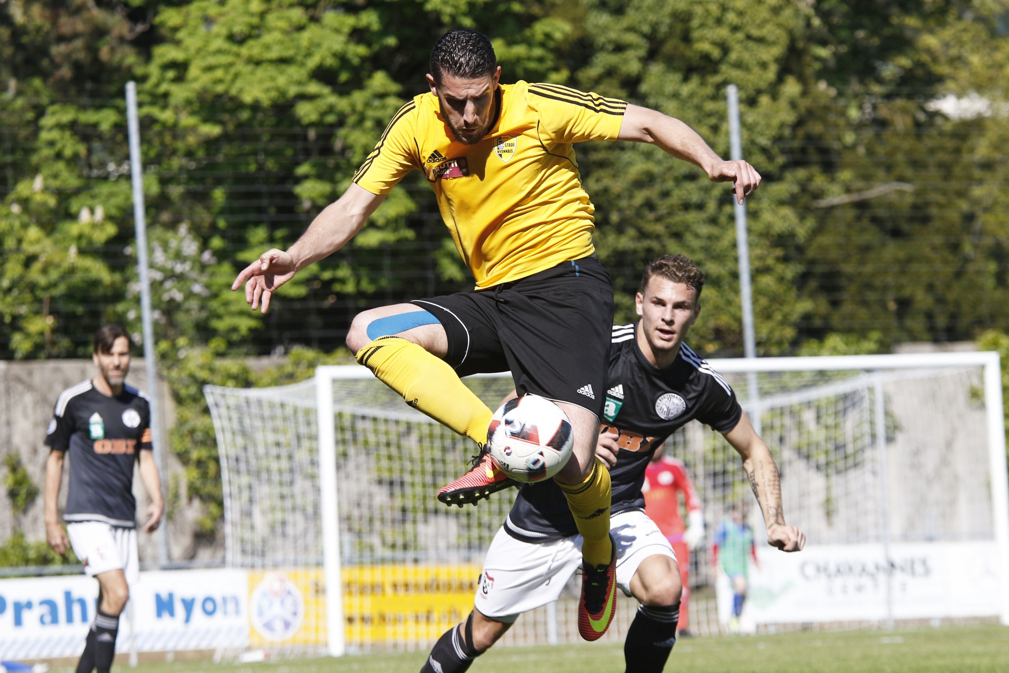 Nyon, Colovray Samedi 29 avril 2017, Football, Promotion League, Stade Nyonnais vs Breitenrain, Numéro 9 de Nyon Karim Chentouf, Photos Céline Reuille