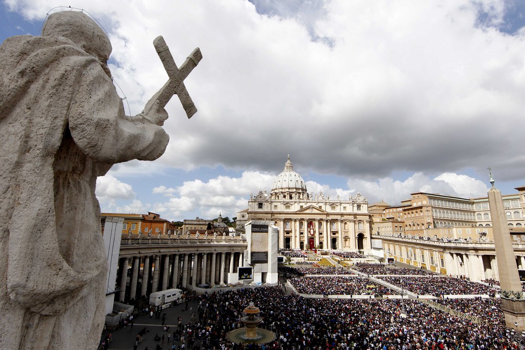 Le Vatican a suspendu à titre conservatoire un membre éminent de l'Eglise catholique aux Philippines.