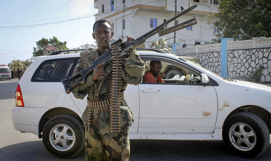 Le 12 septembre à Mogadiscio, moins de 48 heures après son élection, le nouveau président somalien Hassan Cheikh Mohamoud avait réchappé indemne à un attentat le visant, mené par trois kamikazes.