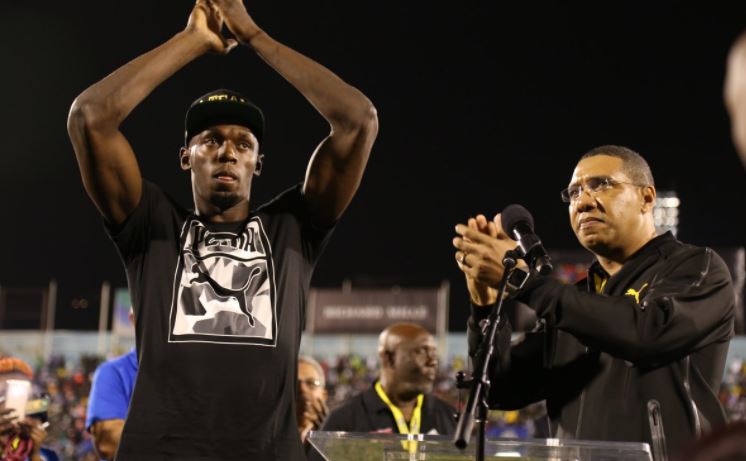 Usain Bolt, l'homme le plus rapide de l'histoire, surnommé "L'Eclair", a illuminé une dernière fois la nuit de Kingston. 
