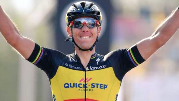 Le champion de Belgique, Philippe Gilbert (Quickstep) a remporté au sprint la 2e étape du Tour de Suisse, Cham - Cham sur 172,2 km.