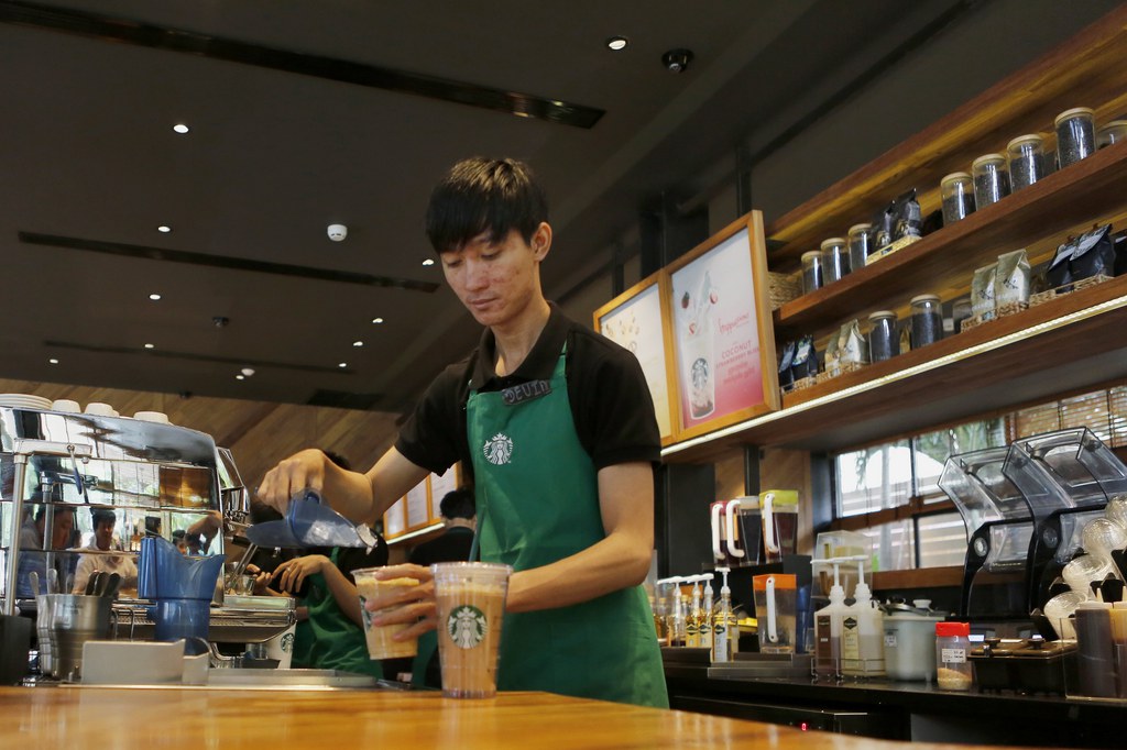 L'initiative de Starbucks avait été prise après le décret de Donald Trump interdisant l'entrée aux Etats-Unis aux réfugiés de sept pays.