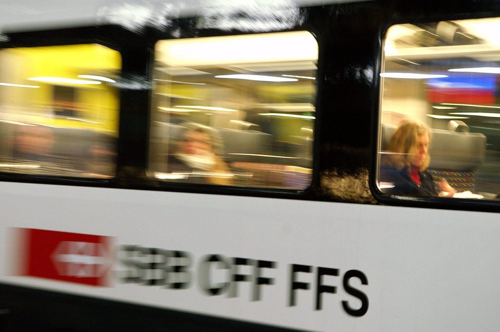 L'accident s'est produit mardi peu après 16h00 à un passage à niveau sécurisé.