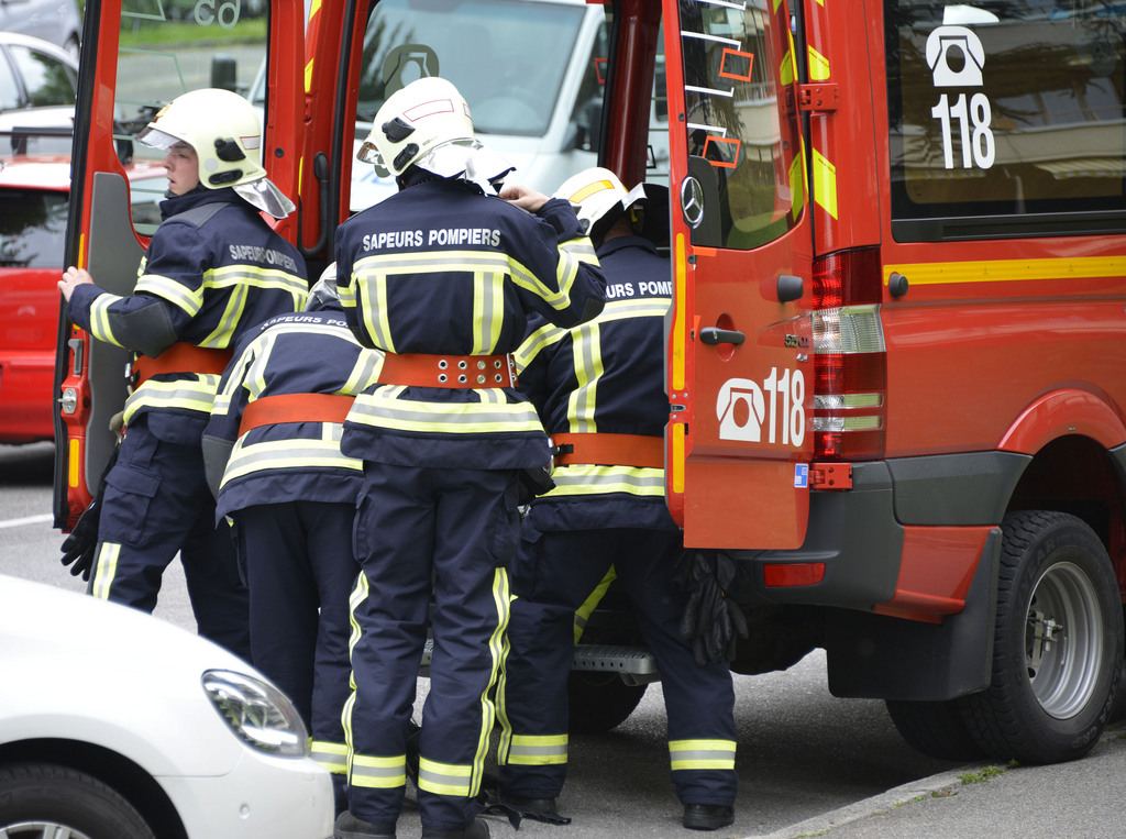 Les pompiers ont dû intervenir pour des caves inondées et pour retirer de nombreux arbres tombés sur la voie publique. (illustration)