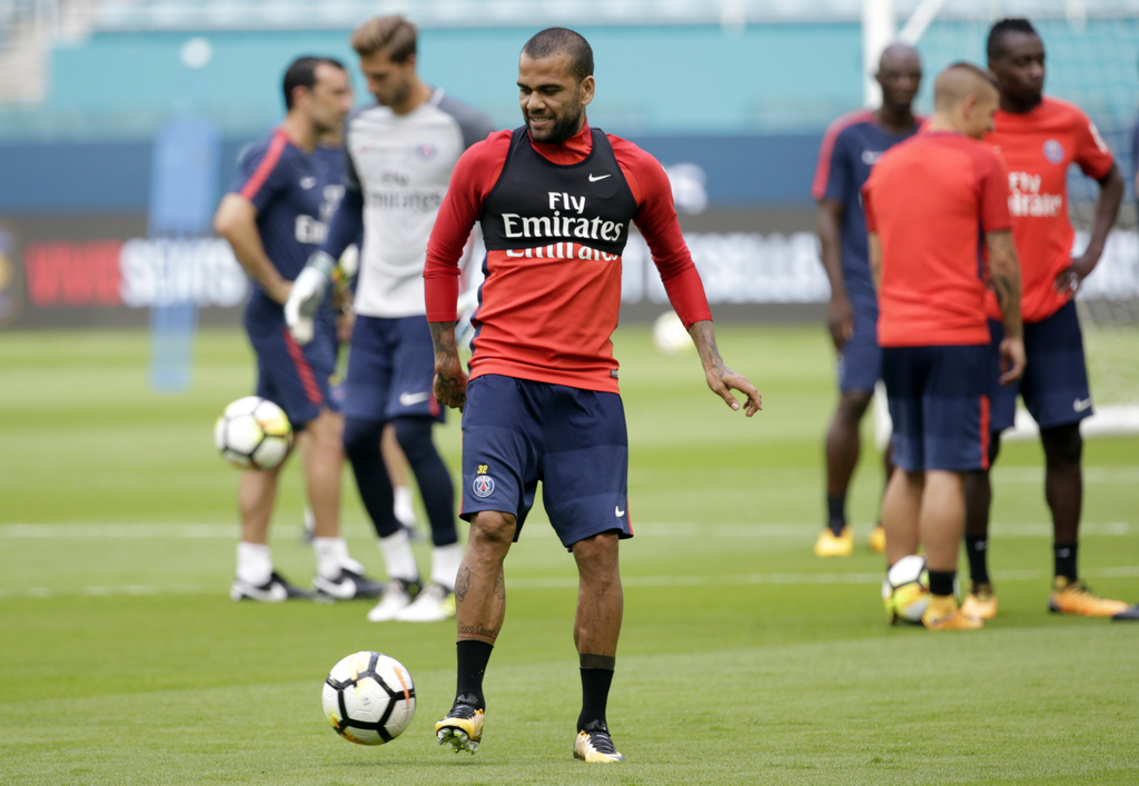 Un but et un assist pour Dani Alves pour son premier match officiel avec le PSG (archives).