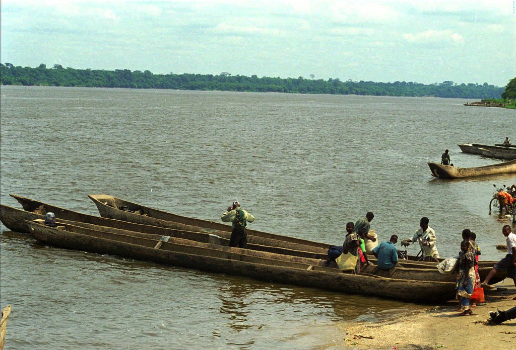 Le transport fluvial est l'un des plus usités en RDC, qui dispose de nombreux cours d'eau. (Illustration)