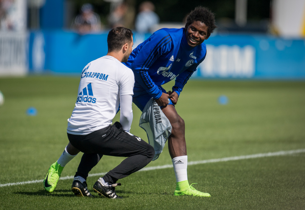 L'entraîneur de Schalke Domenico Tedesco devrait bientôt pouvoir compter sur un Breel Embolo à 100%.