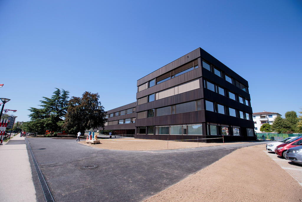 Les enfants ont repris le chemin de l'école alors que les travaux ne sont pas terminés.