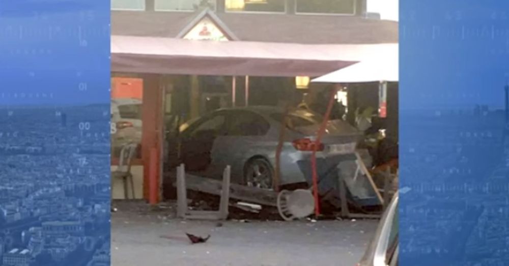 L'homme a foncé à bord d'un véhicule BMW sur une pizzeria où se trouvaient de nombreux clients, notamment en terrasse.