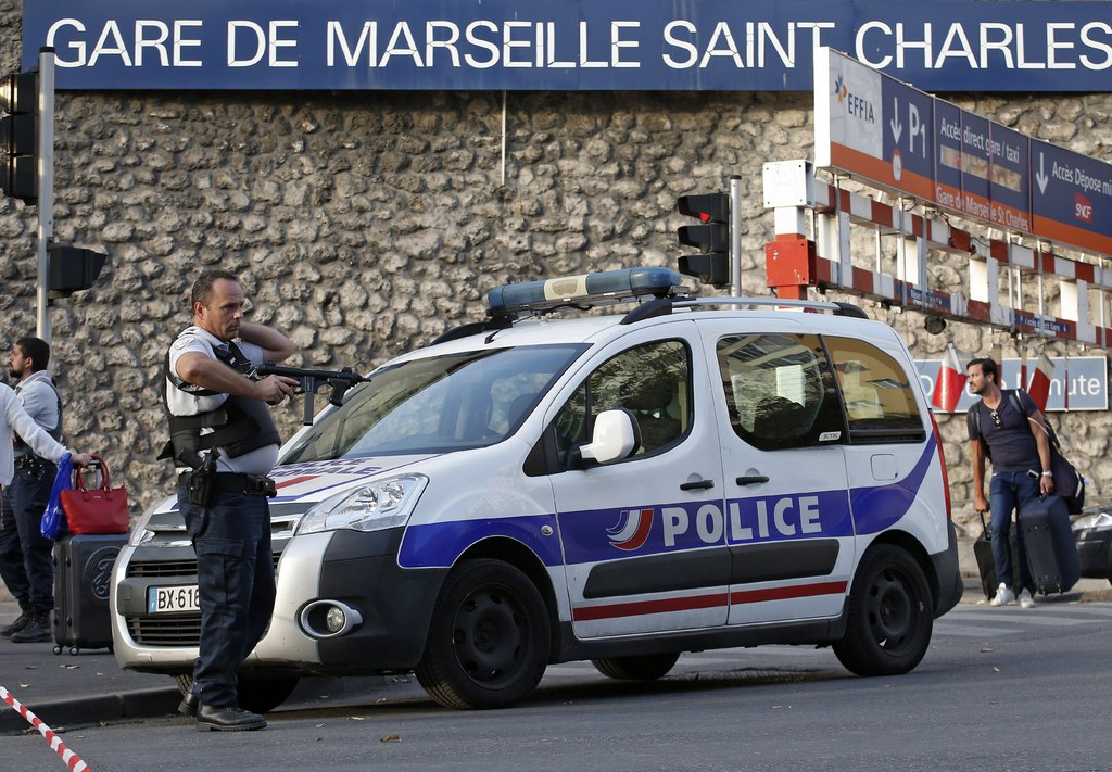 L'homme a tué deux jeunes femmes devant la gare Saint-Charles de Marseille.