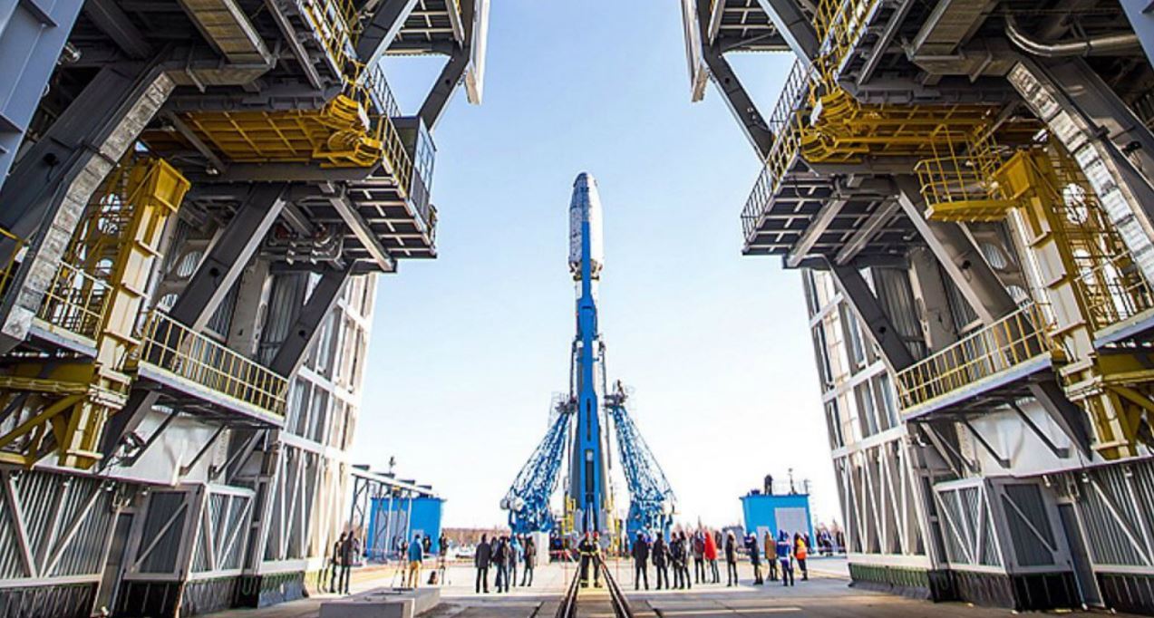 Le satellite avait été lancé quelques heures plus tôt depuis le nouveau cosmodrome Vostotchny.
